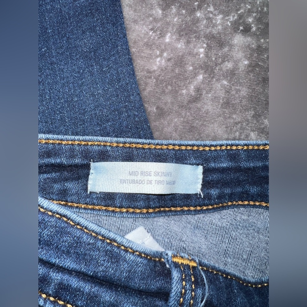 Universal Thread Jeans - Picture 5 of 5